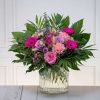 Strauß Blumen in flieder Farben