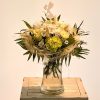 Blumenstrauß mit Elfe