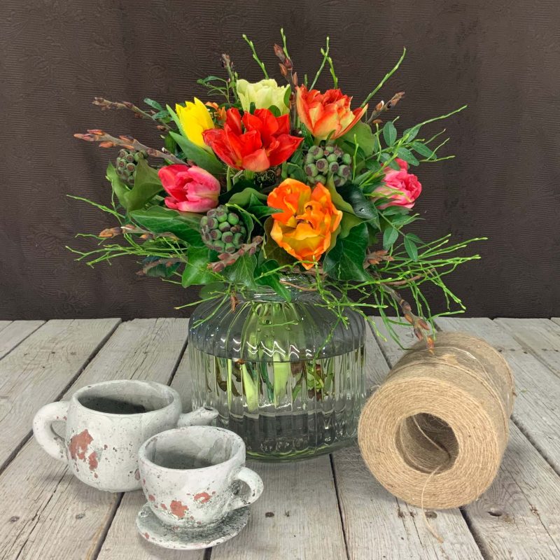 Blumenstrauß bunte Tulpen