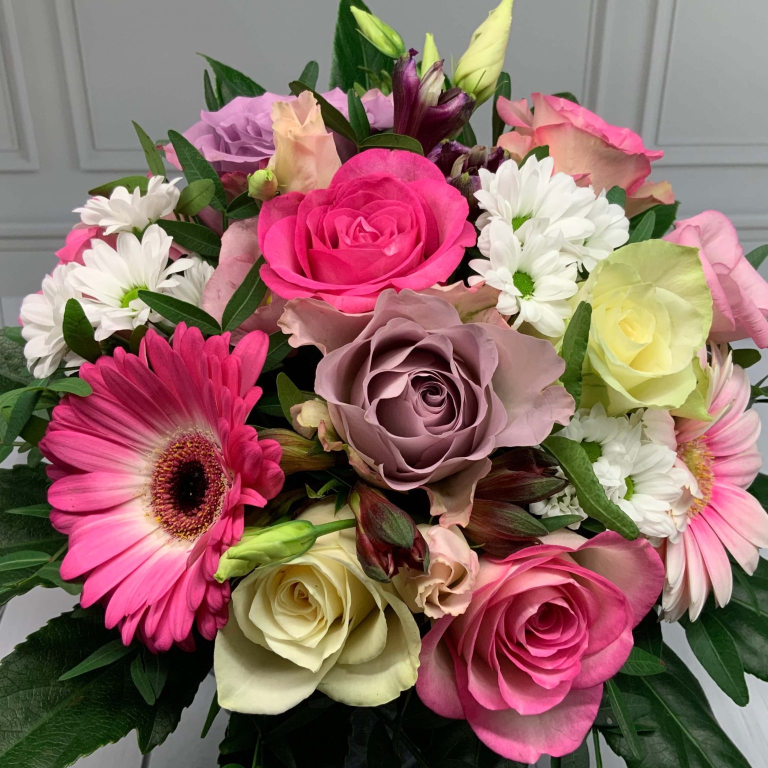 Ganz viel Freudestrahlen schenken! Blumen senden DieBlumenBringer.de